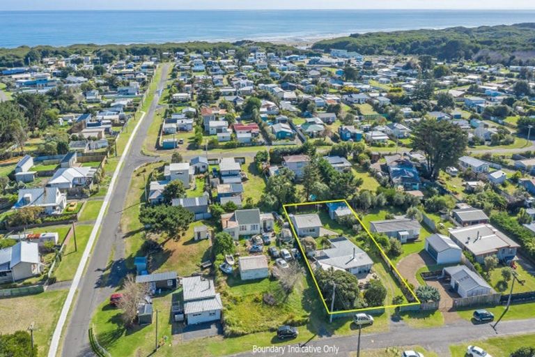 Photo of property in 32 Muapoko Street, Himatangi Beach, Foxton, 4891