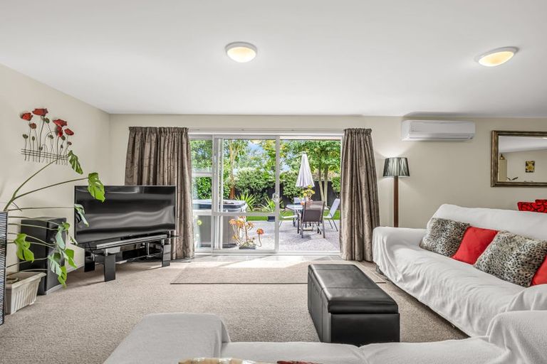 Photo of property in 10 Russell Street, Darfield, 7510