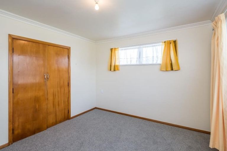 Photo of property in 15 Bledisloe Street, Levin, 5510