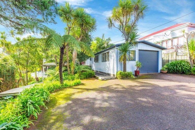 Photo of property in 8 Lytton Street, Devonport, Auckland, 0624