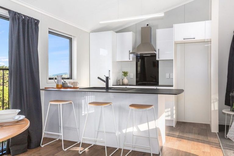 Photo of property in 48 Whanake Street, Titahi Bay, Porirua, 5022