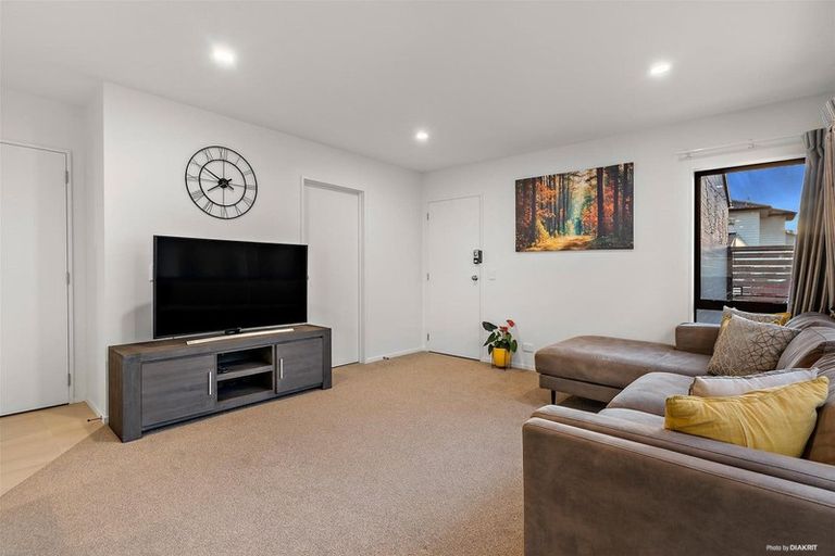 Photo of property in 56 Arion Road, Takanini, 2112