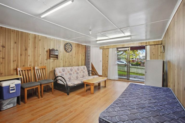 Photo of property in 33 Nevada Avenue, Pakuranga Heights, Auckland, 2010