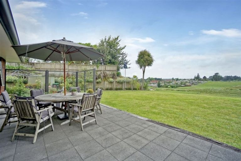 Photo of property in 43 Norm Freeman Drive, Te Puke, 3119