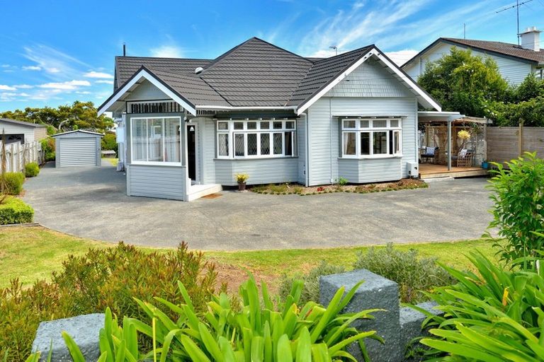Photo of property in 82 Stout Street, Whataupoko, Gisborne, 4010