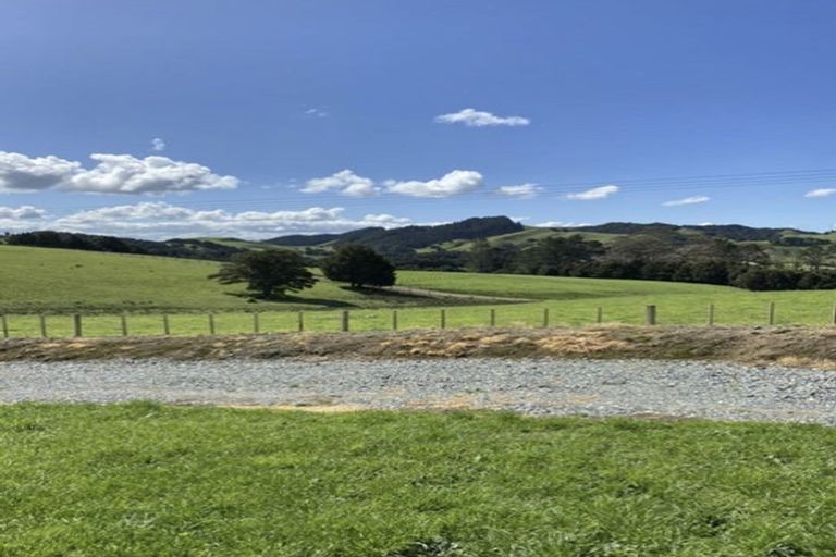 Photo of property in 1572b Millbrook Road, Taipuha, Paparoa, 0571
