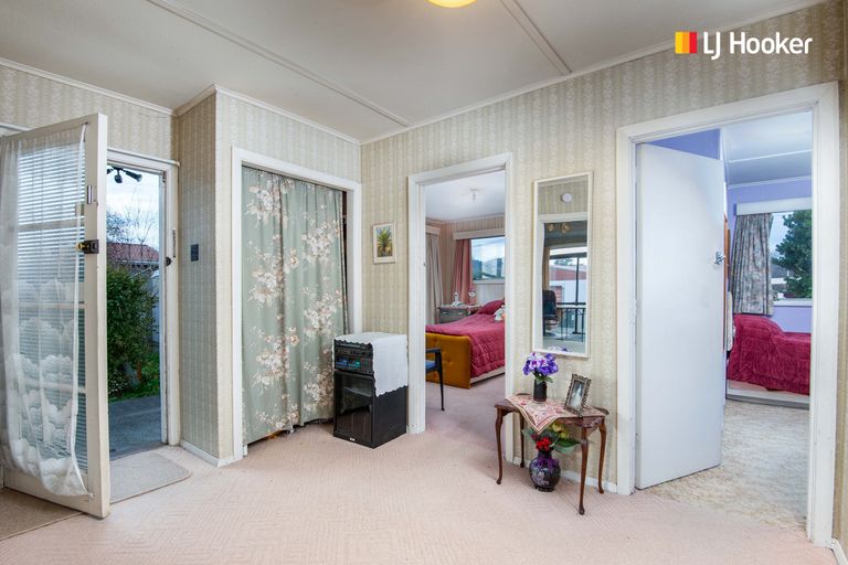 Photo of property in 22 Doon Street, Mosgiel, 9024