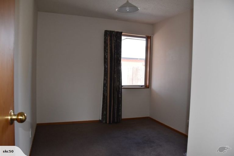 Photo of property in 2/18 Burdale Street, Riccarton, Christchurch, 8011