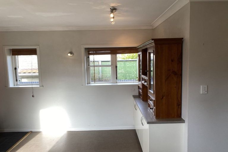 Photo of property in 619 Duke Street, Mahora, Hastings, 4120