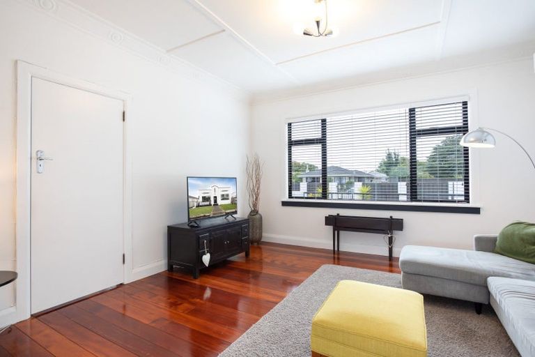 Photo of property in 23 Guy Avenue, Takaro, Palmerston North, 4410