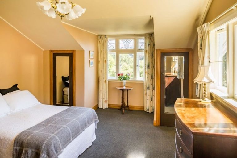 Photo of property in 103 Muritai Road, Eastbourne, Lower Hutt, 5013