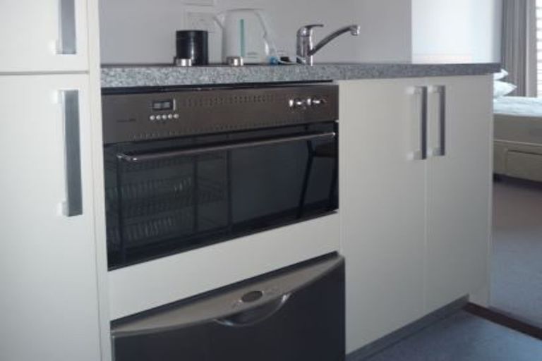 Photo of property in Dual Apartments, 108/142 Vivian Street, Te Aro, Wellington, 6011