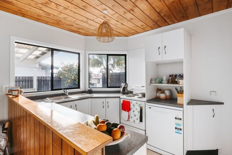 Photo of property in 2/66 Campbell Road, Mount Maunganui, 3116