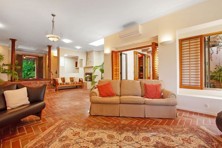 Photo of property in 7 Marina Rise, Opua, 0200