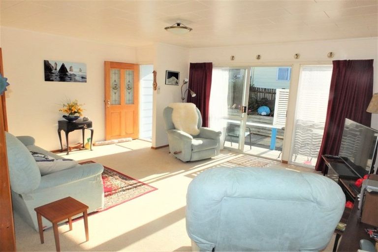 Photo of property in 3 Leonard Place, Onerahi, Whangarei, 0110