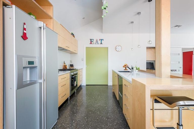 Photo of property in 27 Devon Street, Sydenham, Christchurch, 8023