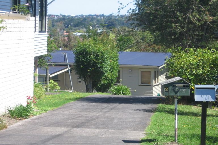 Photo of property in 2/21 Tobruk Crescent, Milford, Auckland, 0620