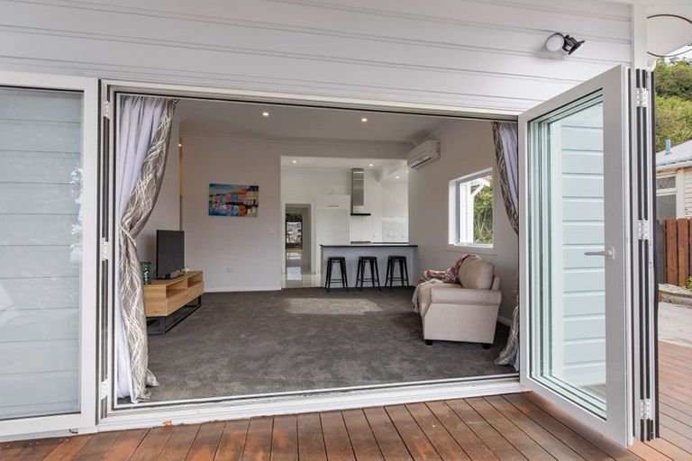 Photo of property in 498 Evans Bay Parade, Hataitai, Wellington, 6021