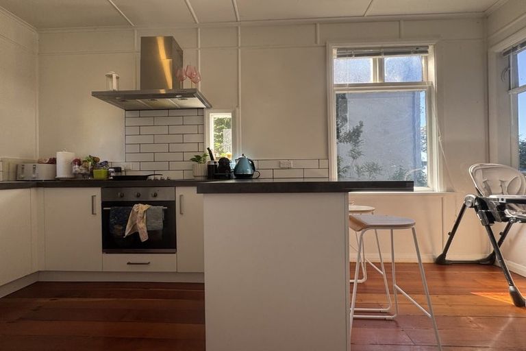 Photo of property in 27-29 Guys Hill Road, Hospital Hill, Napier, 4110