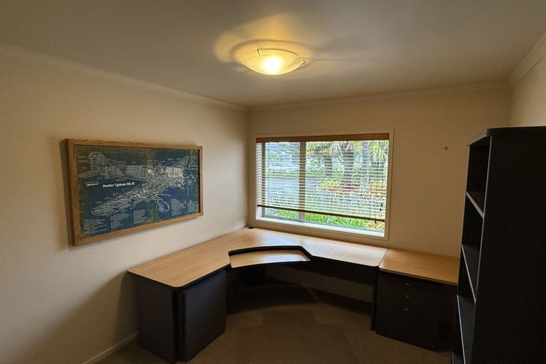 Photo of property in 2 Centaur Close, Albany, Auckland, 0632