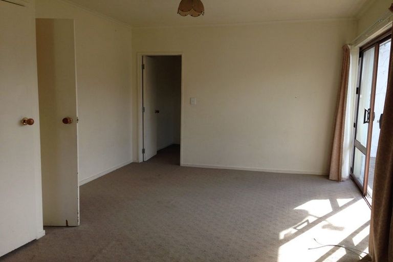 Photo of property in 12/29 James Street, Glenfield, Auckland, 0629