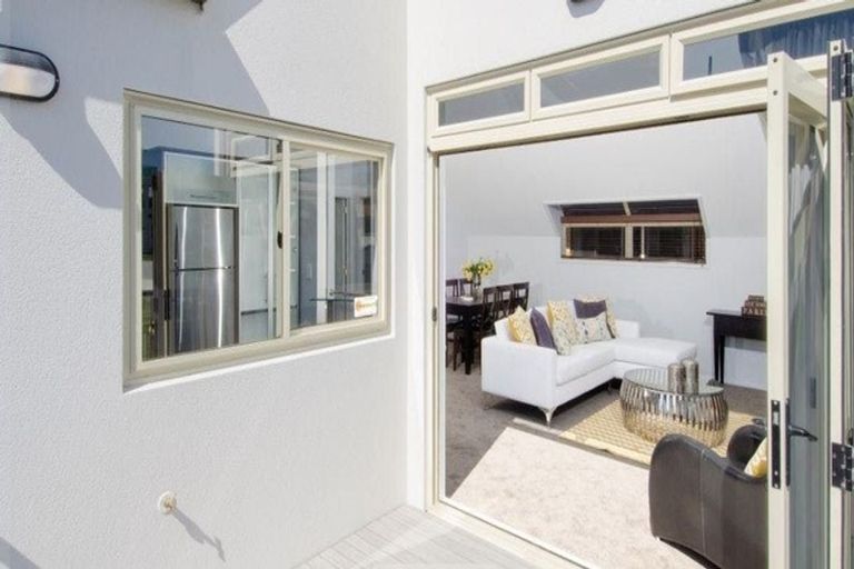 Photo of property in 25 Rita Street, Mount Maunganui, 3116