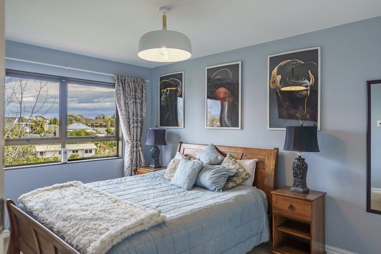 Photo of property in 3 Sealy Road, Bluff Hill, Napier, 4110