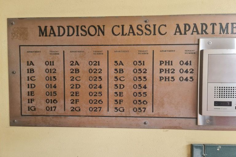 Photo of property in Maddison Apartments, 2/6e Queen Street, Palmerston North, 4410