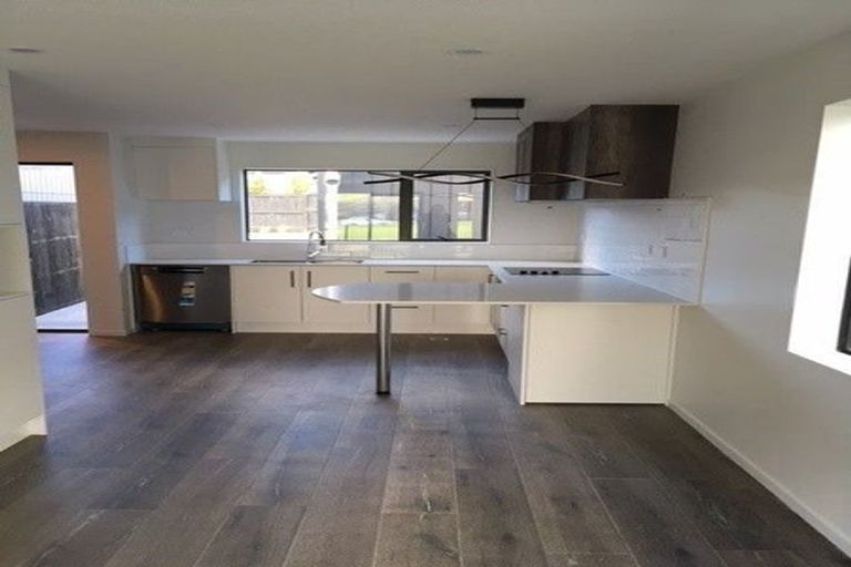 Photo of property in 7/3 Walsh Road, Wainui, 0932