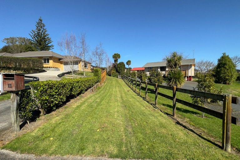 Photo of property in 11 Totara Place, Te Kauwhata, 3710