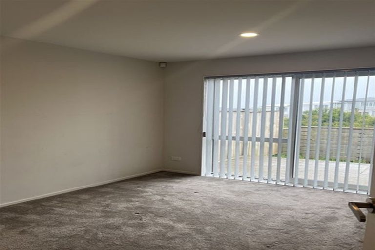 Photo of property in 8 Puhakehake Place, Flat Bush, Auckland, 2019