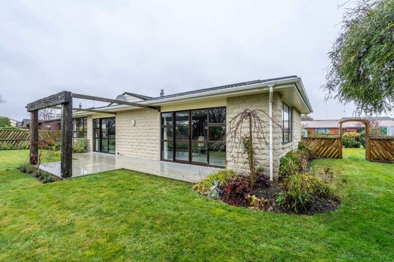 Photo of property in 5 Raeburn Place, Gore, 9710