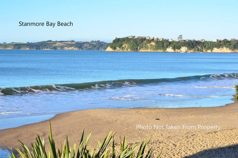 Photo of property in 1/142 Stanmore Bay Road, Stanmore Bay, Whangaparaoa, 0932