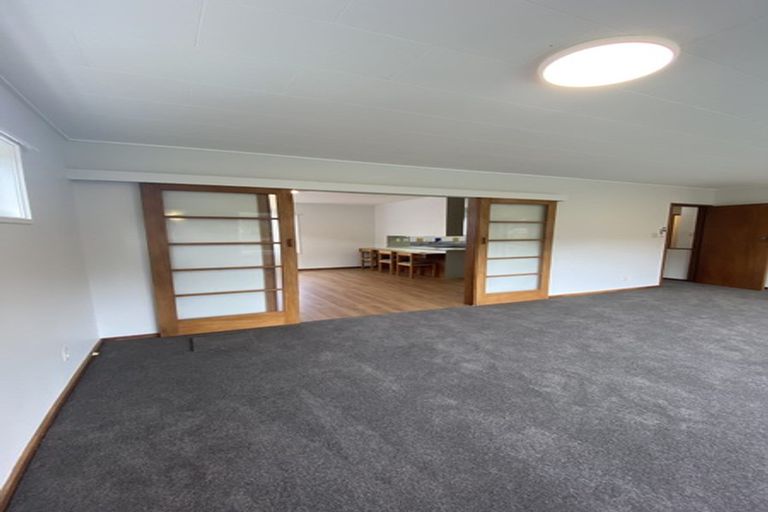 Photo of property in 3 Woodford Way, Crofton Downs, Wellington, 6035