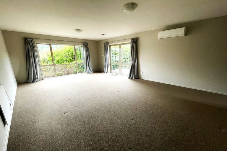 Photo of property in 21 Captains Close, Waikawa, Picton, 7220