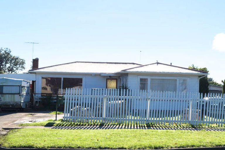 Photo of property in 51 Buckland Road, Mangere East, Auckland, 2024