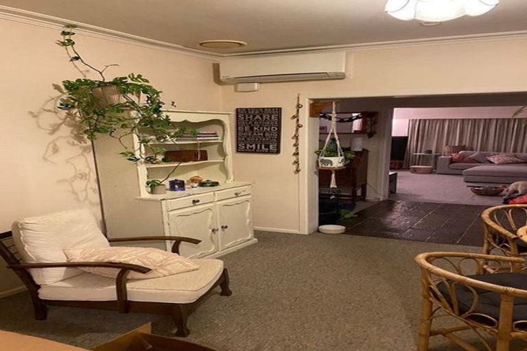 Photo of property in 27 Darley Street, Maeroa, Hamilton, 3200