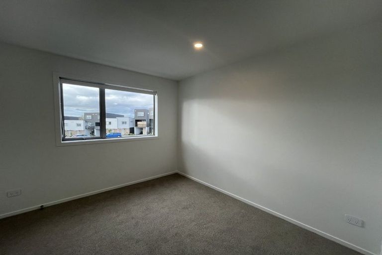 Photo of property in 4 Ngae Place, Mangere East, Auckland, 2024