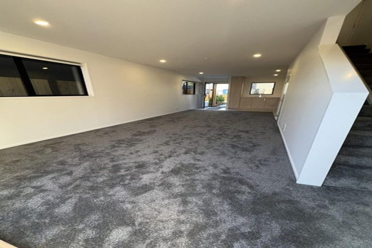 Photo of property in 1/9 Matata Place, Dallington, Christchurch, 8061