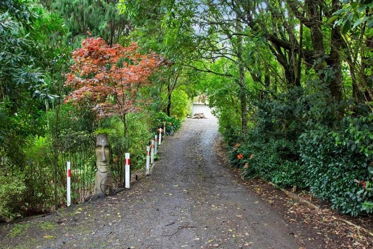 Photo of property in 22c Sequoia Grove, Merrilands, New Plymouth, 4312