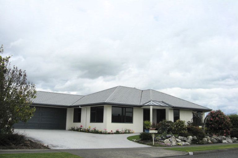 Photo of property in 17 Bremner Crescent, Stoke, Nelson, 7011