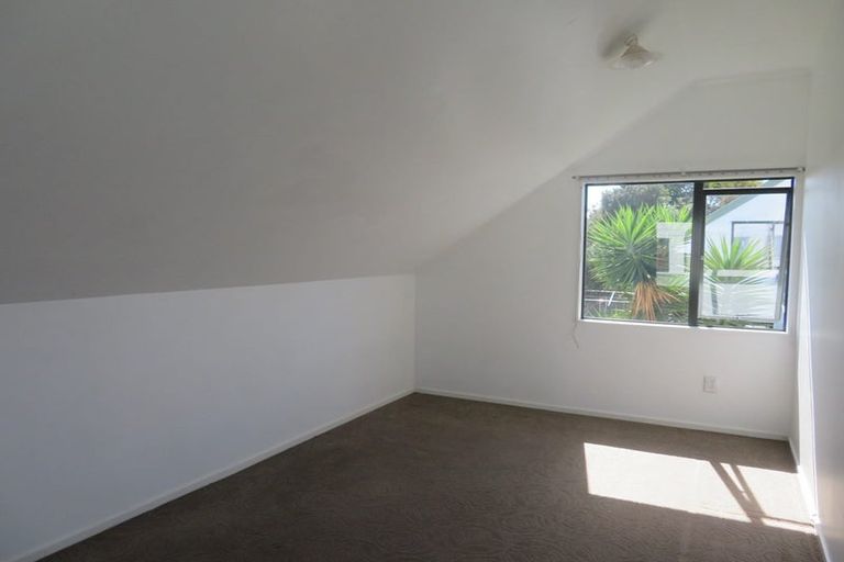 Photo of property in 26 Barneys Farm Road, Clendon Park, Auckland, 2103