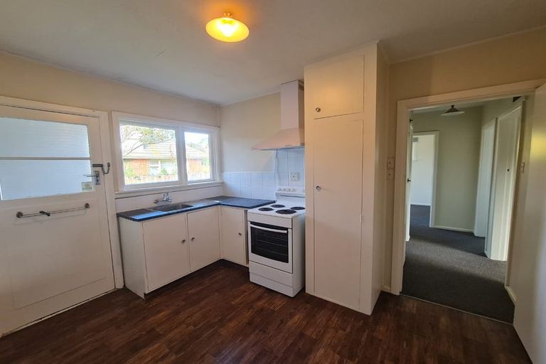 Photo of property in 1/98 Hinau Street, Riccarton, Christchurch, 8041