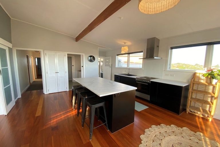 Photo of property in 134 Cornfoot Street, Castlecliff, Whanganui, 4501