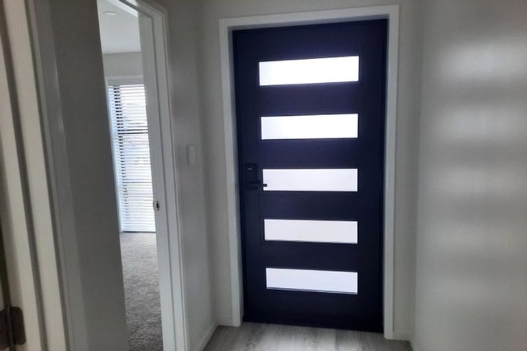 Photo of property in 5 Selfe Crescent, Burwood, Christchurch, 8083