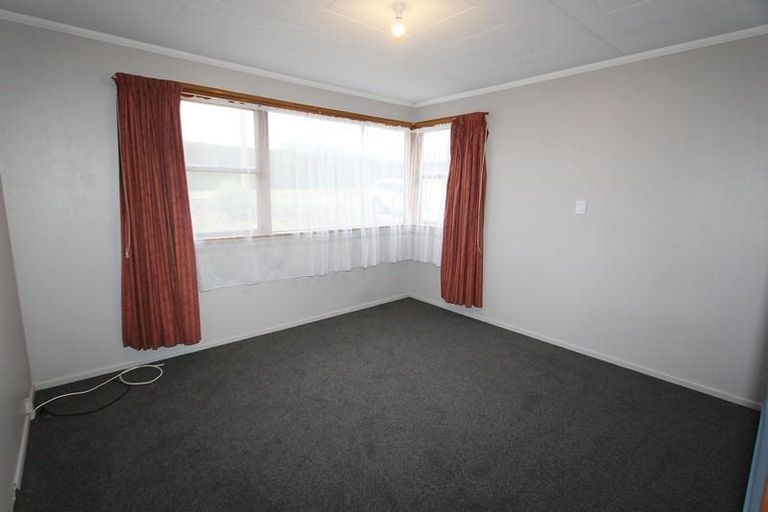 Photo of property in 8 Maryport Street, Lawrence, 9532