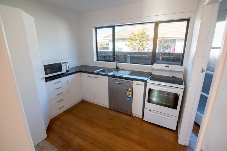 Photo of property in 121 Effingham Street, North New Brighton, Christchurch, 8083