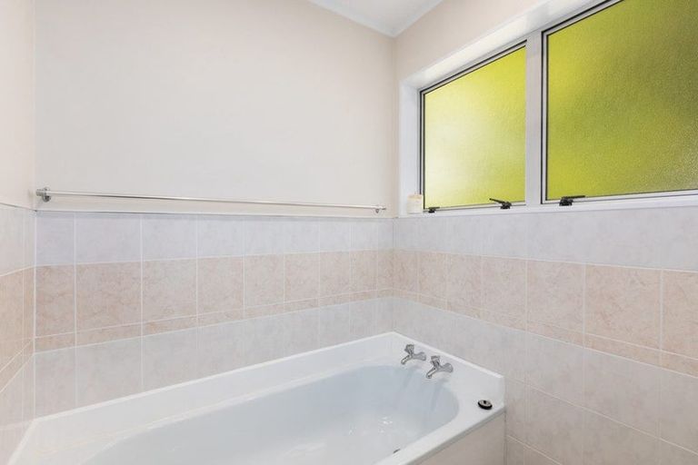 Photo of property in 30 Davis Grove, Wainuiomata, Lower Hutt, 5014