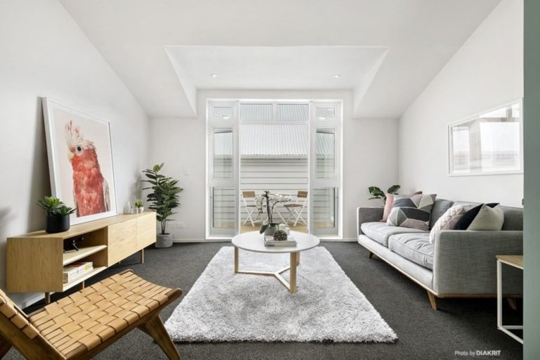 Photo of property in Pirie Street Townhouses, 19/35 Pirie Street, Mount Victoria, Wellington, 6011