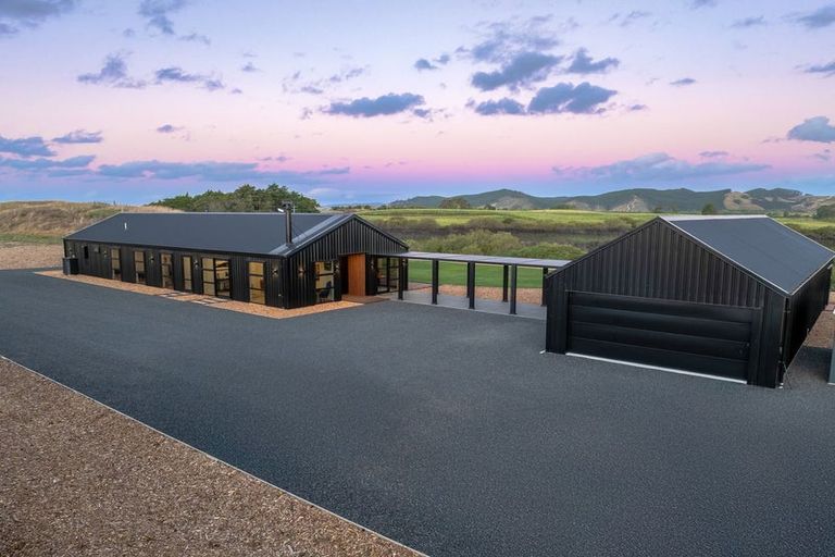 Photo of property in 724c Island Block Road, Island Block, Te Kauwhata, 3782